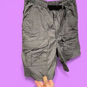 Vintage 90s mens gray classic cargo shorts pockets parachute Galyan’s outdoors